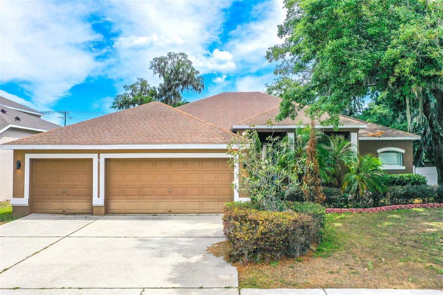 Property photo for 2539 CENTENNIAL FALCON DRIVE, Valrico, FL