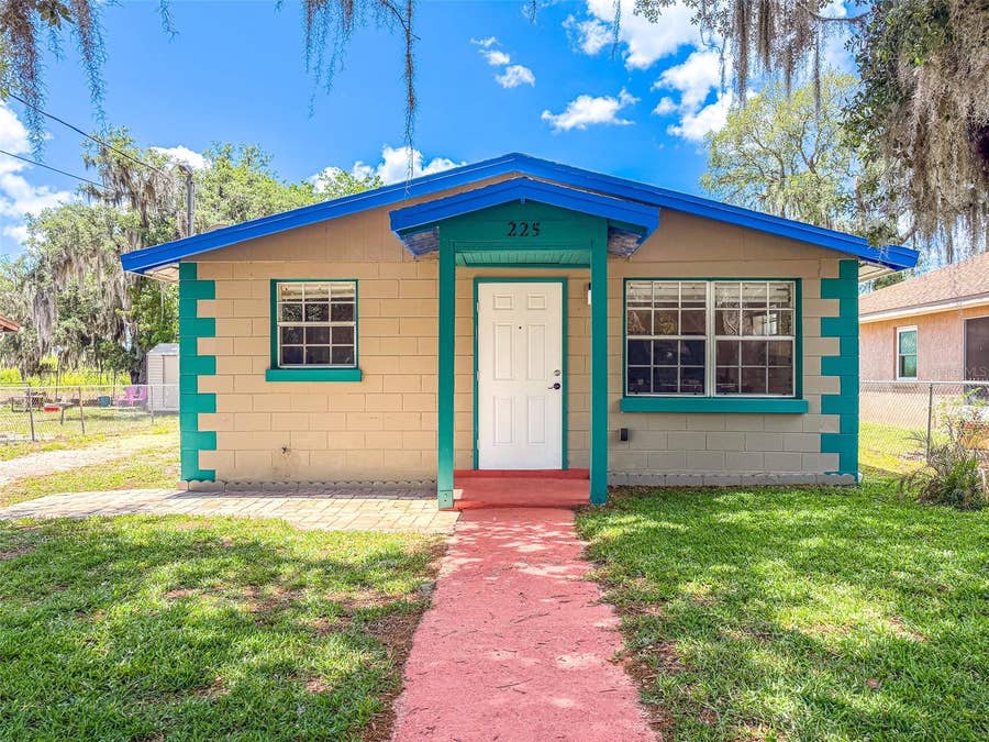 Property photo for 225 W NORTHSIDE DRIVE, Lake Wales, FL