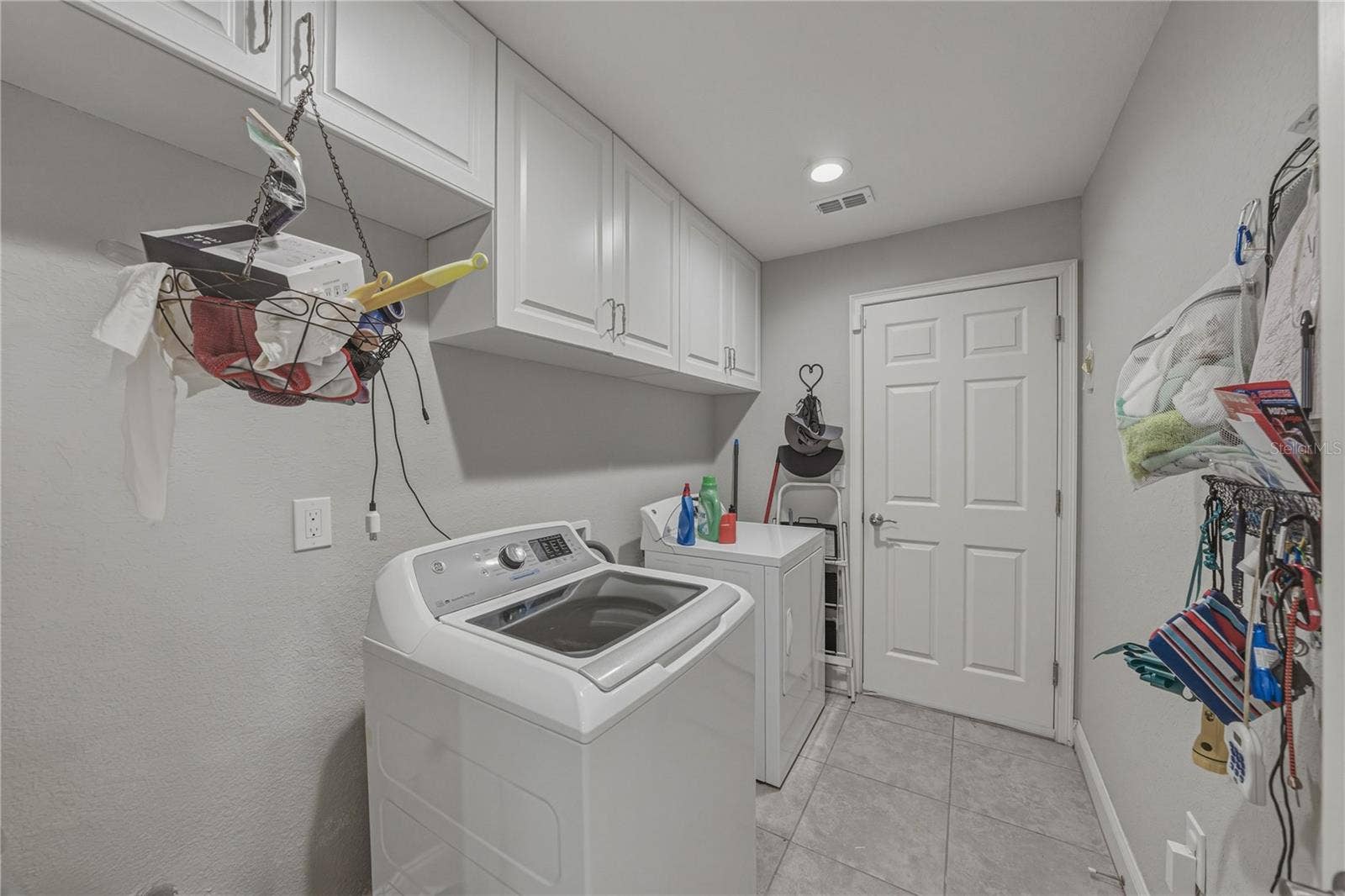 1444 CYPRESS VIEW LANE, Lakeland, FL 33811 1444 CYPRESS VIEW LANE, Lakeland, FL 33811