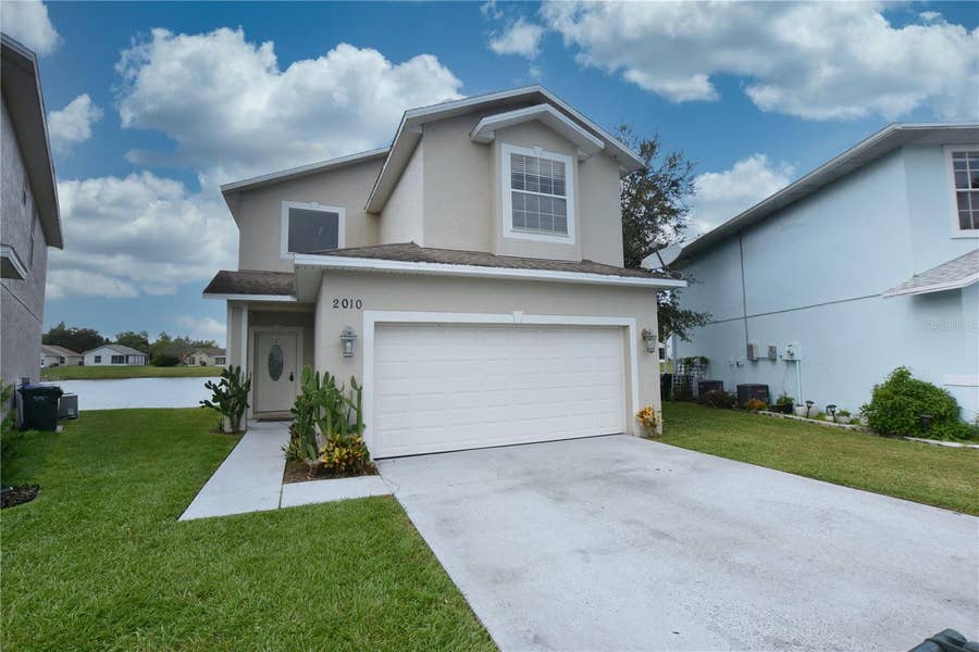Property photo for 2010 HATTERAS POINT, Lakeland, FL