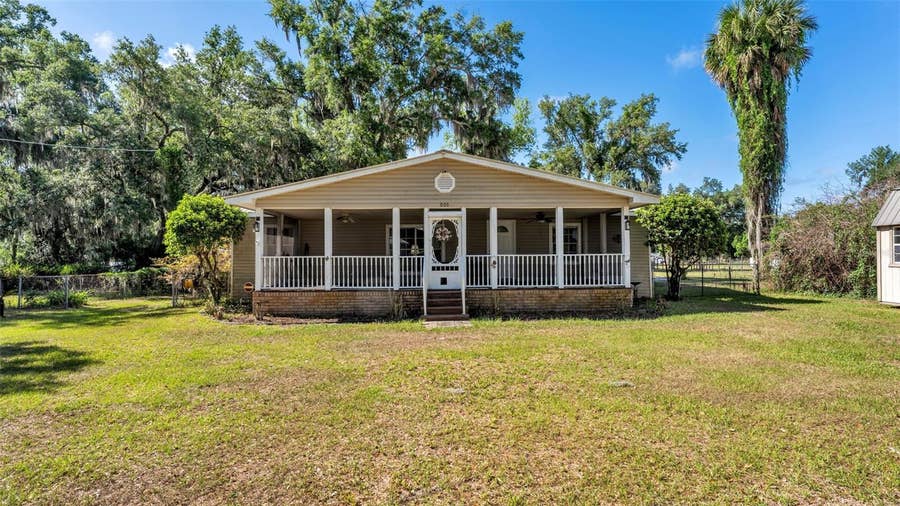 Property photo for 501 SWILLEY ROAD, Plant City, FL