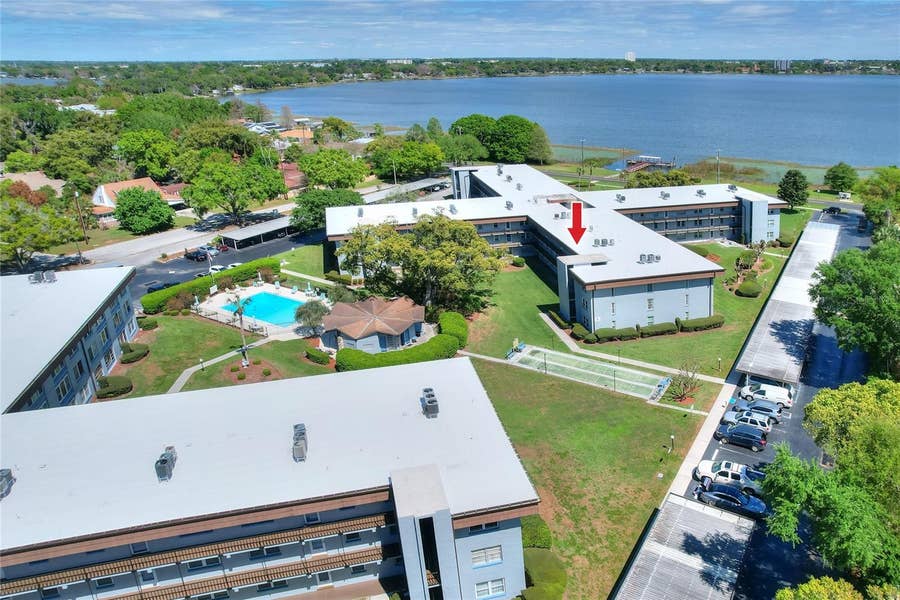 Property photo for 333 LAKE HOWARD DRIVE NW, #203C, Winter Haven, FL