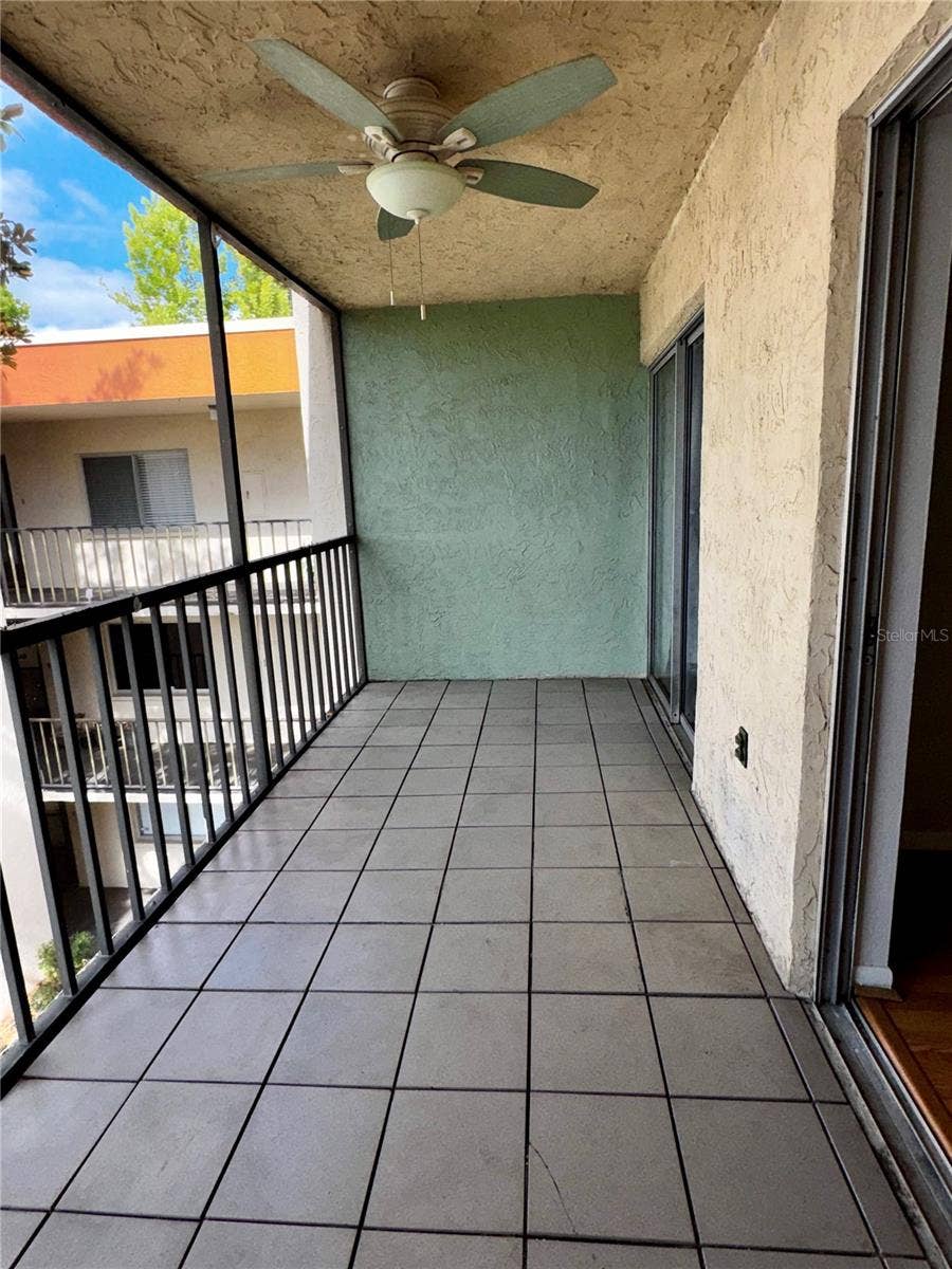 1130 N LAKE PARKER AVENUE, #E332, Lakeland, FL 33805 1130 N LAKE PARKER AVENUE, #E332, Lakeland, FL 33805