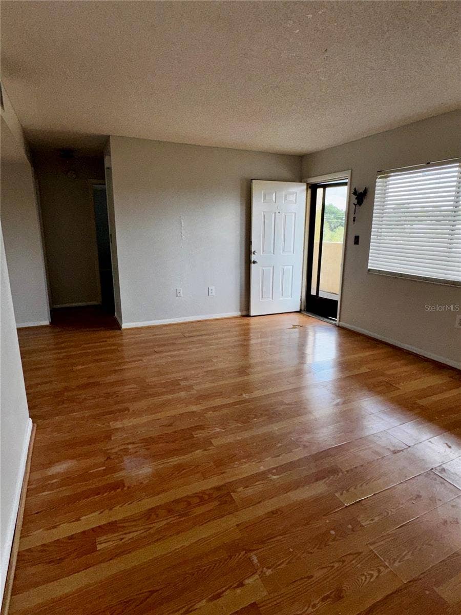 1130 N LAKE PARKER AVENUE, #E332, Lakeland, FL 33805 1130 N LAKE PARKER AVENUE, #E332, Lakeland, FL 33805