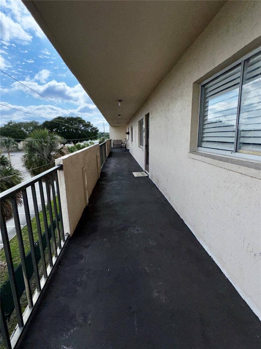 1130 N LAKE PARKER AVENUE, #E332, Lakeland, FL 33805 1130 N LAKE PARKER AVENUE, #E332, Lakeland, FL 33805