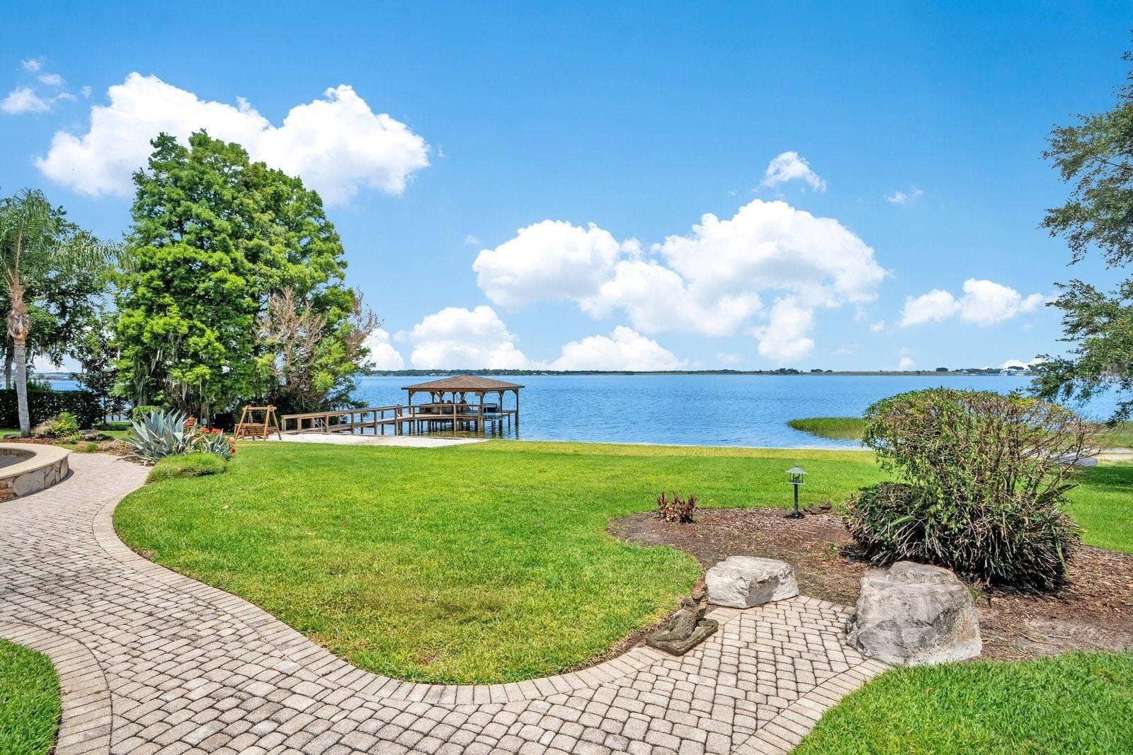 133 VAN FLEET COURT, Auburndale, FL 33823 133 VAN FLEET COURT, Auburndale, FL 33823