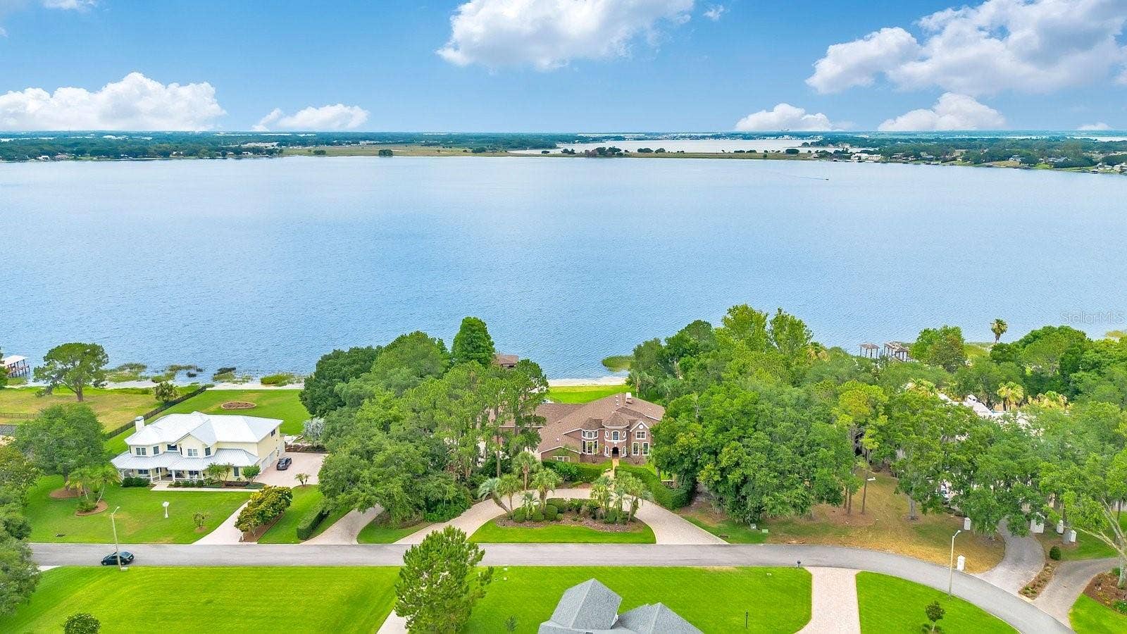 133 VAN FLEET COURT, Auburndale, FL 33823 133 VAN FLEET COURT, Auburndale, FL 33823