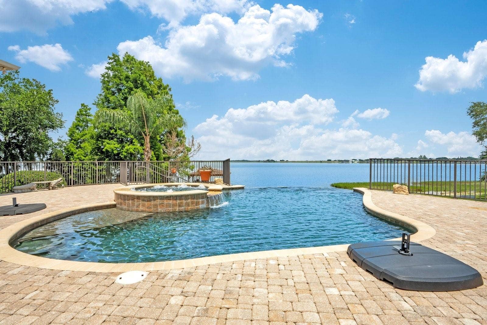 133 VAN FLEET COURT, Auburndale, FL 33823 133 VAN FLEET COURT, Auburndale, FL 33823