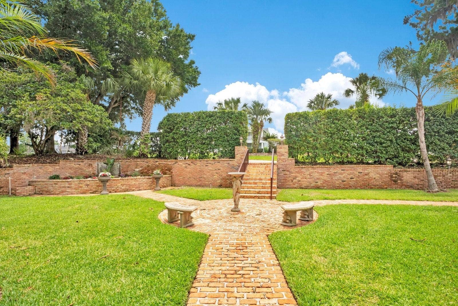 133 VAN FLEET COURT, Auburndale, FL 33823 133 VAN FLEET COURT, Auburndale, FL 33823