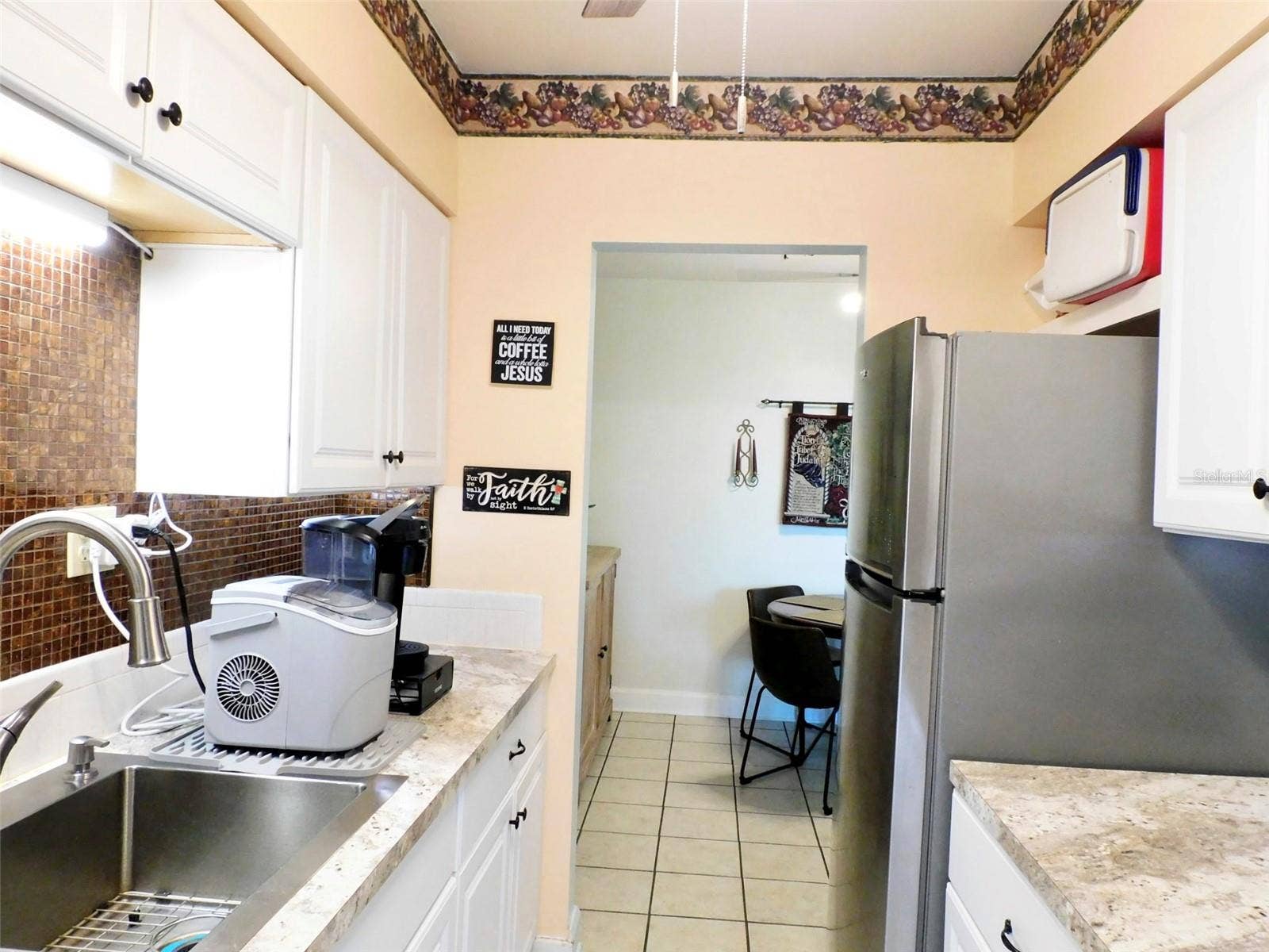 1600 W LAKE PARKER DRIVE, #B4, Lakeland, FL 33805 1600 W LAKE PARKER DRIVE, #B4, Lakeland, FL 33805