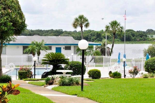 1600 W LAKE PARKER DRIVE, #B4, Lakeland, FL 33805 1600 W LAKE PARKER DRIVE, #B4, Lakeland, FL 33805