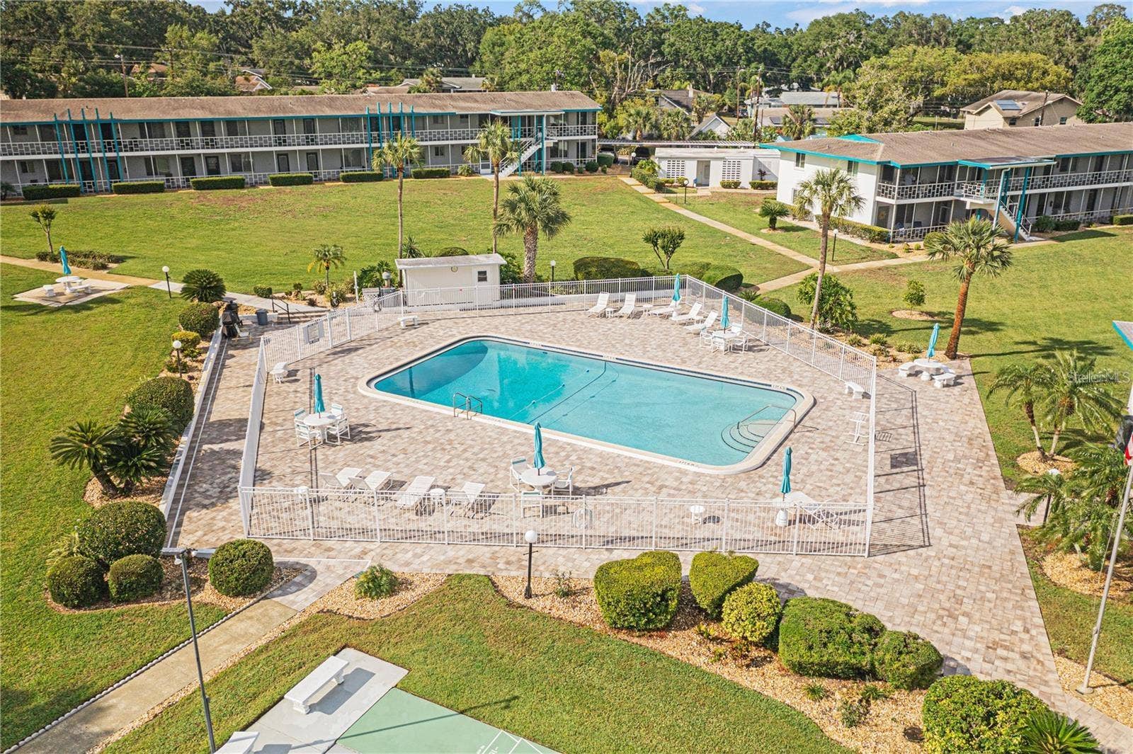 1600 W LAKE PARKER DRIVE, #B4, Lakeland, FL 33805 1600 W LAKE PARKER DRIVE, #B4, Lakeland, FL 33805