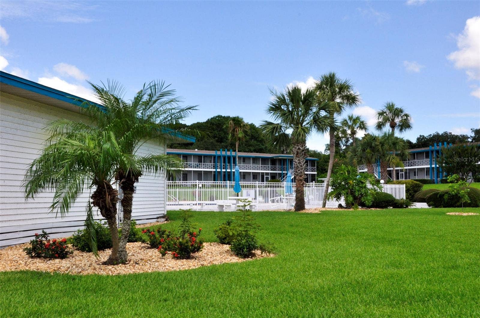 1600 W LAKE PARKER DRIVE, #B4, Lakeland, FL 33805 1600 W LAKE PARKER DRIVE, #B4, Lakeland, FL 33805