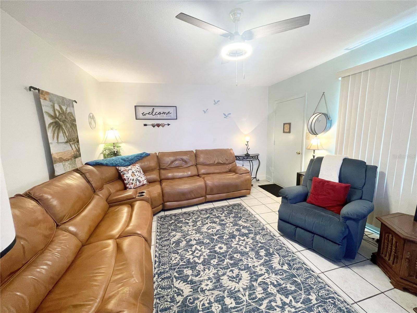 1600 W LAKE PARKER DRIVE, #B4, Lakeland, FL 33805 1600 W LAKE PARKER DRIVE, #B4, Lakeland, FL 33805
