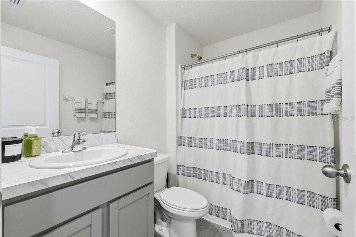 1211 TAHITIAN SUNRISE DRIVE, Plant City, FL 33565 1211 TAHITIAN SUNRISE DRIVE, Plant City, FL 33565