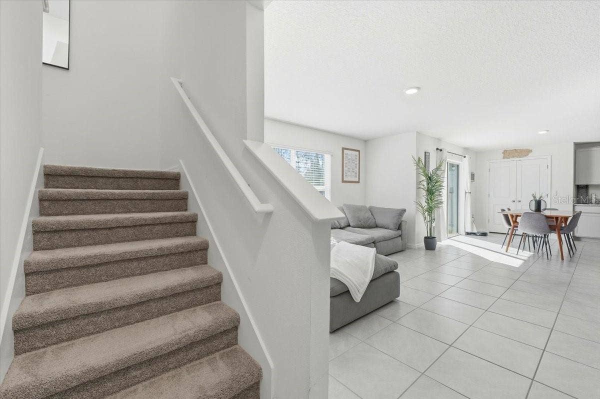 1211 TAHITIAN SUNRISE DRIVE, Plant City, FL 33565 1211 TAHITIAN SUNRISE DRIVE, Plant City, FL 33565