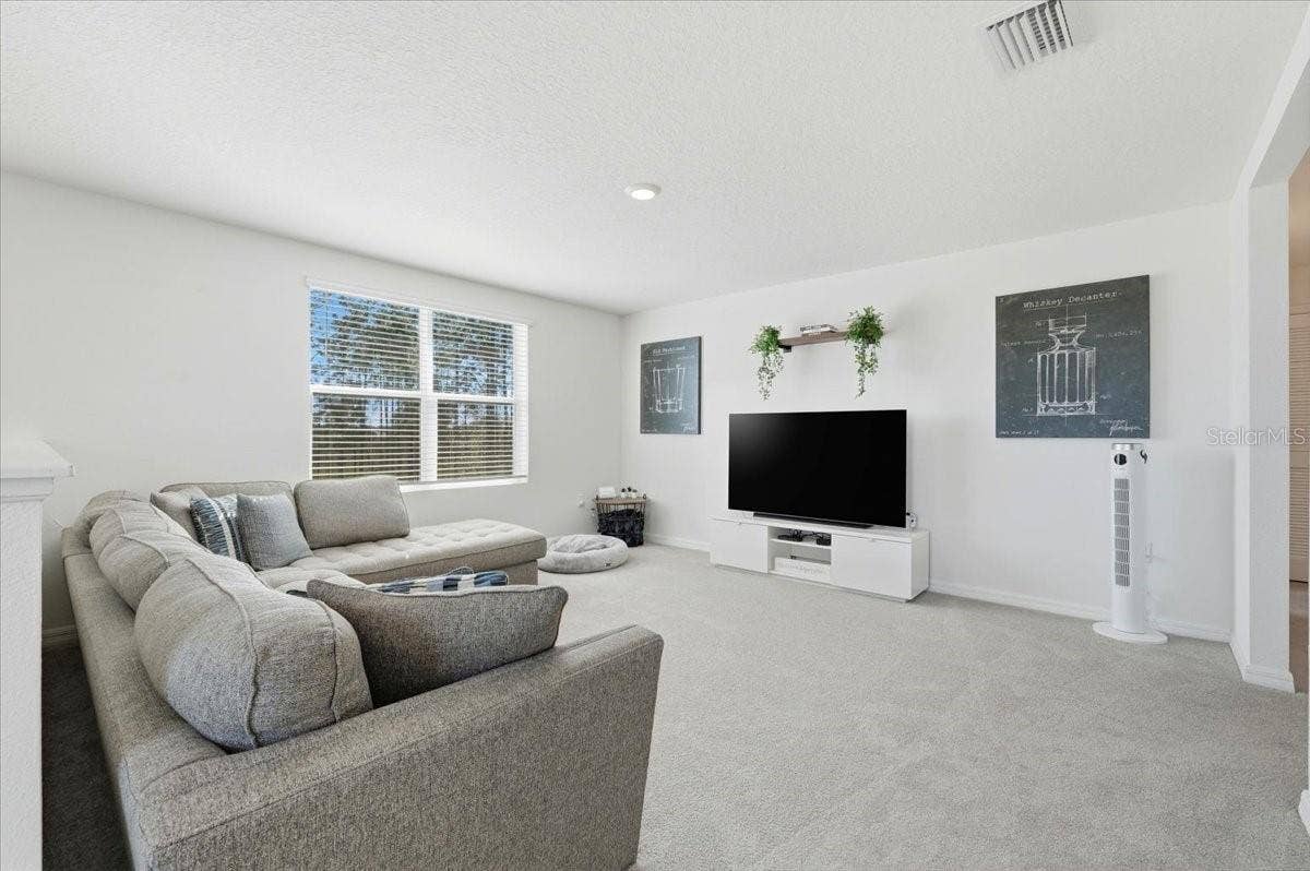 1211 TAHITIAN SUNRISE DRIVE, Plant City, FL 33565 1211 TAHITIAN SUNRISE DRIVE, Plant City, FL 33565