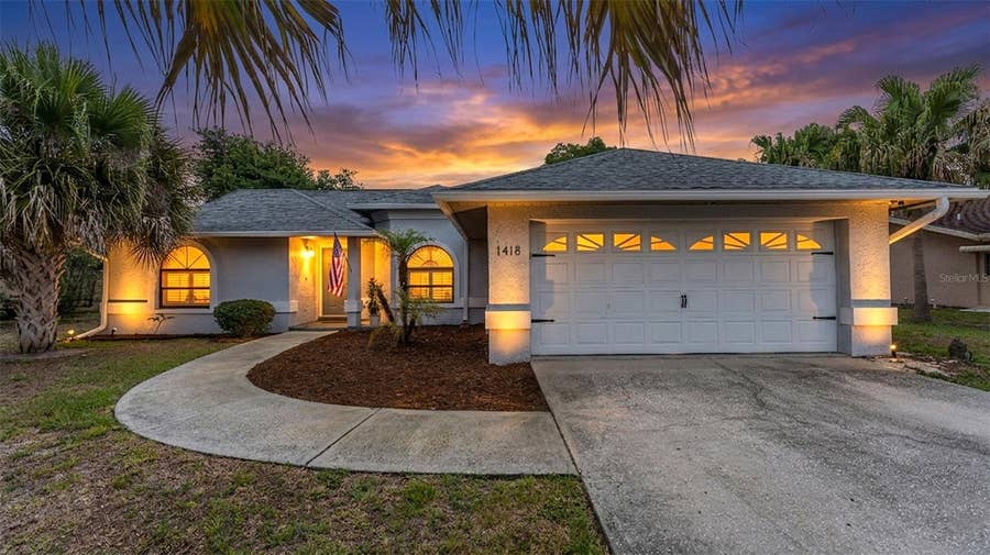 Property photo for 1418 SANDALWOOD DRIVE, Plant City, FL