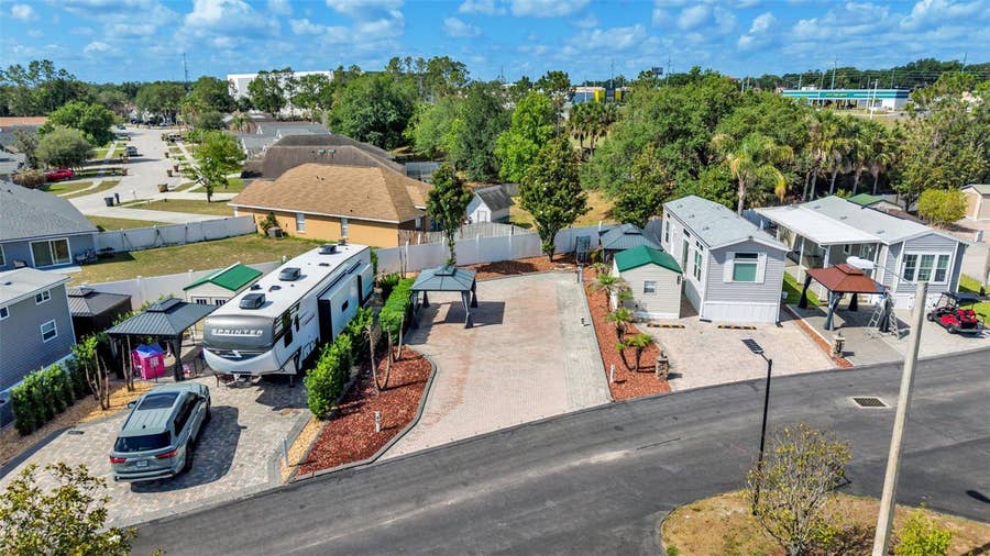 Property photo for 2320 LIMEWOOD AVENUE, Clermont, FL
