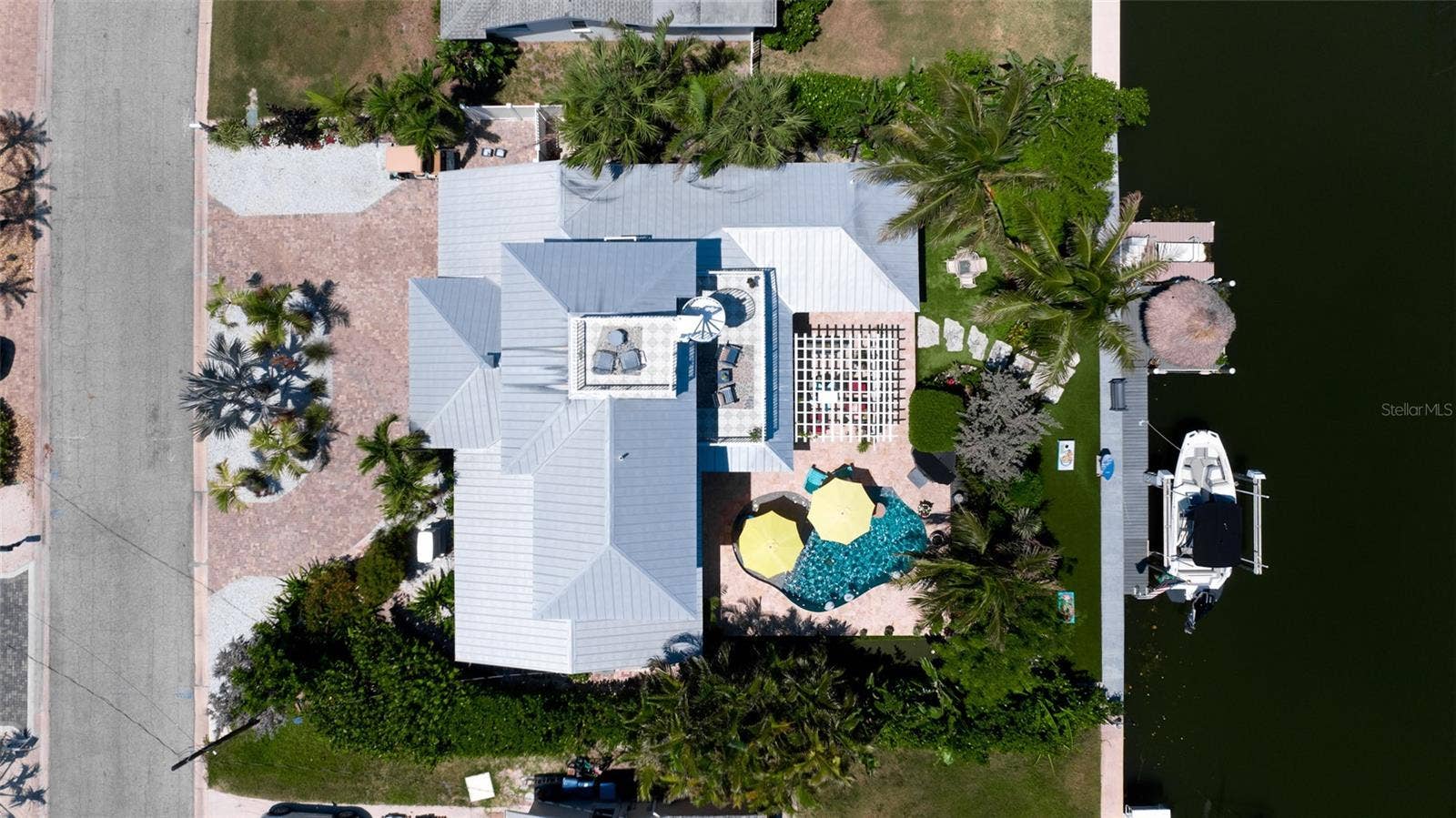 522 68TH STREET, Holmes Beach, FL 34217 522 68TH STREET, Holmes Beach, FL 34217