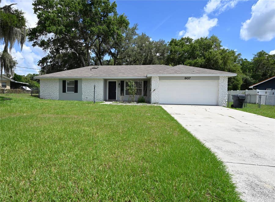 Property photo for 907 SWANN DRIVE, Lakeland, FL