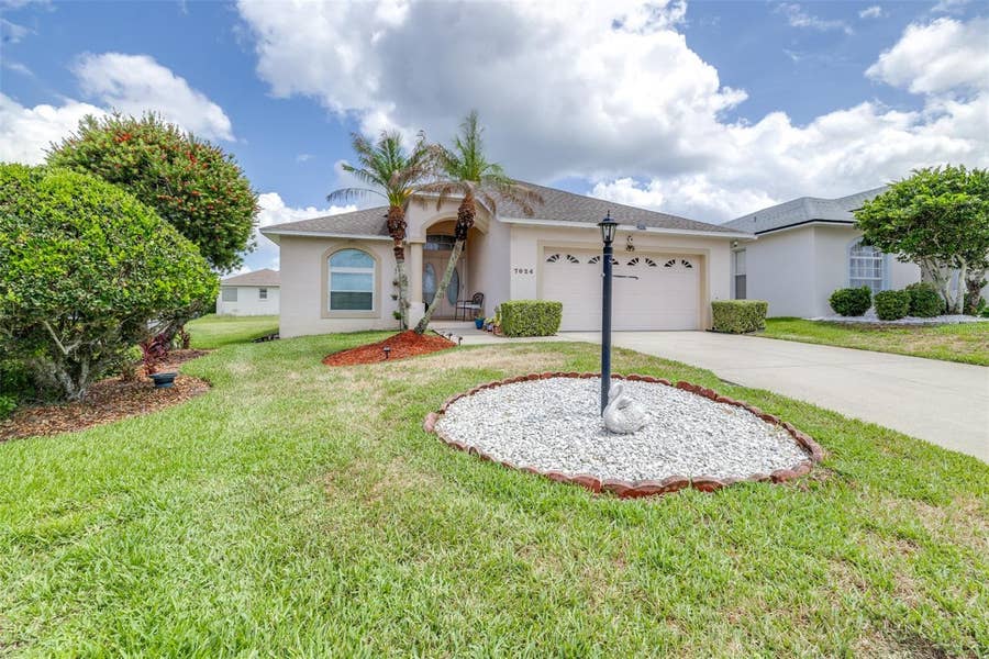 Property photo for 7024 BENDELOW DRIVE, Lakeland, FL