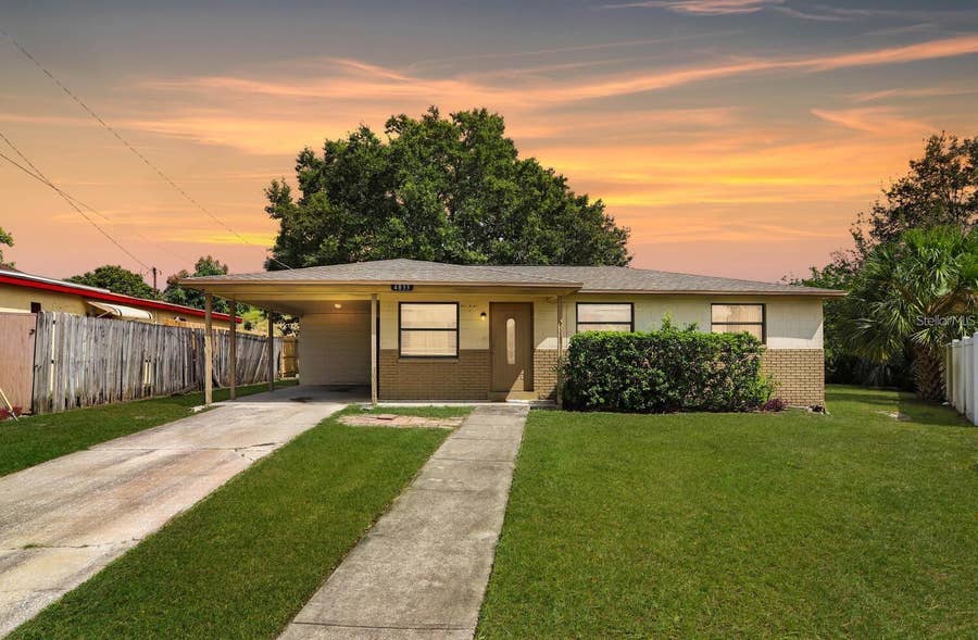 Property photo for 4833 ASHLAND DRIVE, Tampa, FL