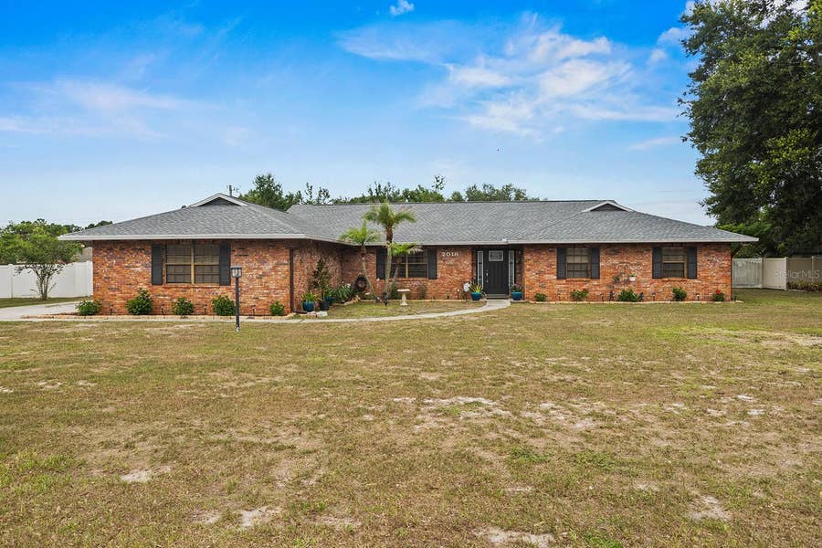 Property photo for 2018 HIGH GLEN COURT N., Lakeland, FL