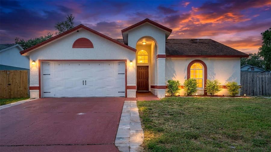 Property photo for 3312 QUEENS COVE LOOP, Winter Haven, FL