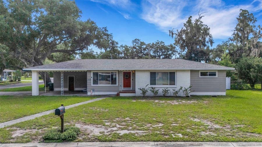 Property photo for 2620 MARTIN AVENUE, Lakeland, FL