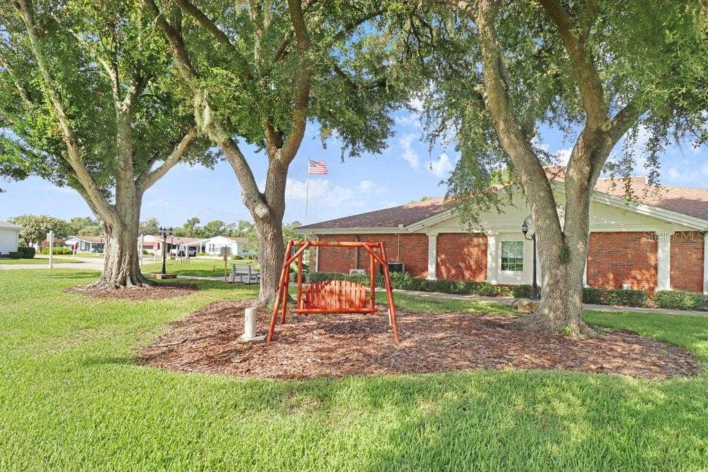 4949 PLEASANT HOLLOW TRAIL, #211, Lakeland, FL 33811