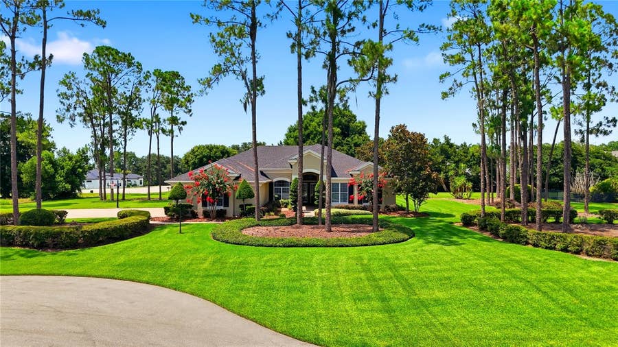 Property photo for 140 SYLVANA COURT, Auburndale, FL