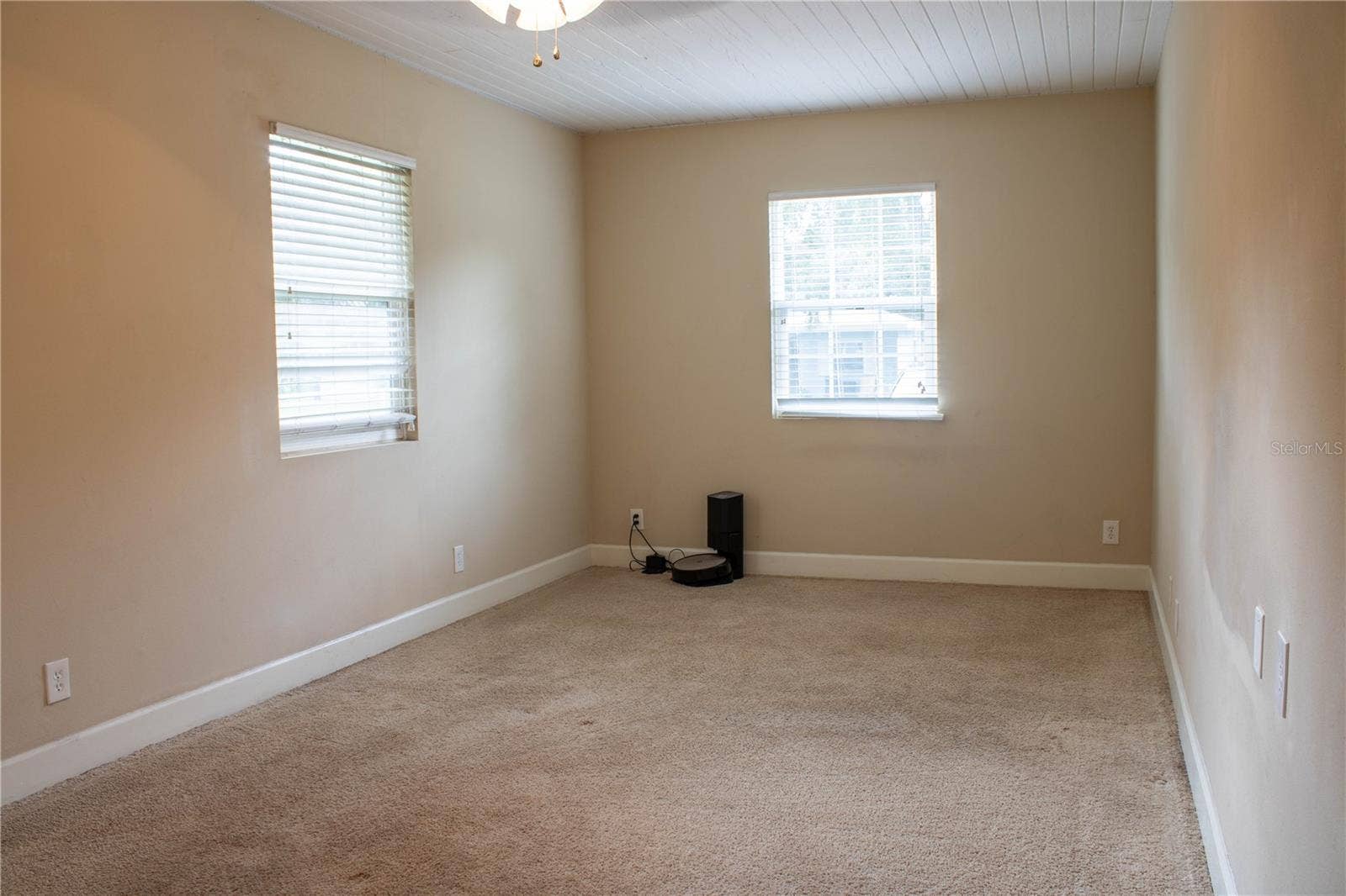 3142 HENDERSON CIRCLE W, Lakeland, FL 33803 3142 HENDERSON CIRCLE W, Lakeland, FL 33803