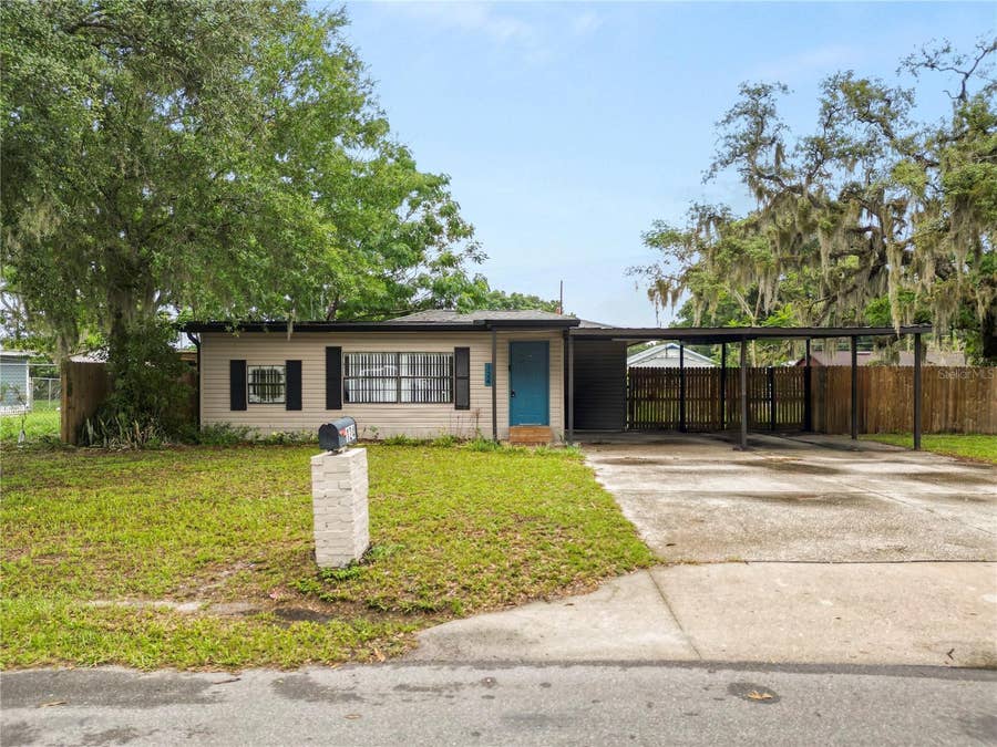 Property photo for 124 GRIFFIN AVENUE, Lakeland, FL