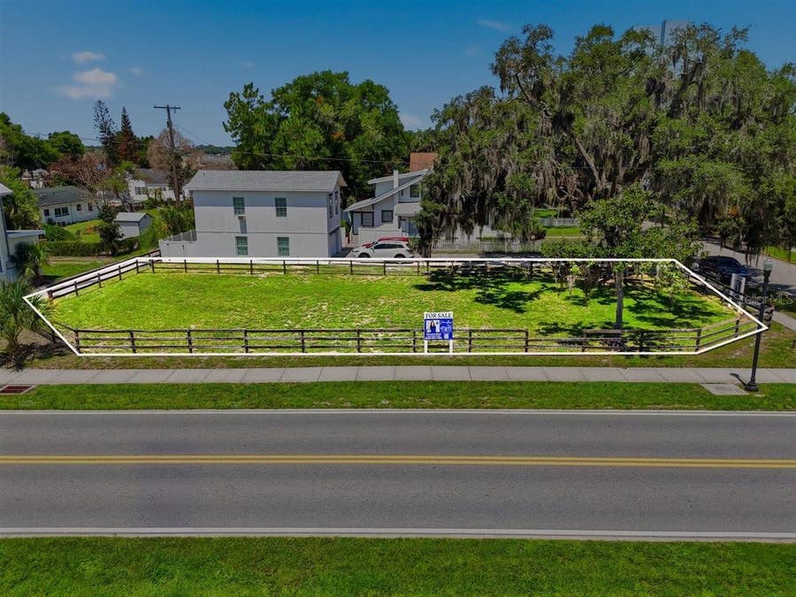 Property photo for 702 AVENUE A, Winter Haven, FL