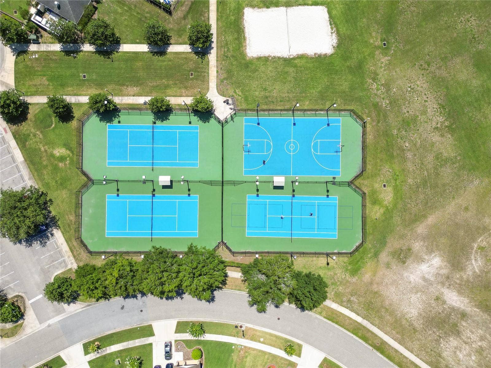 8775 SENTIERO DRIVE, Land O Lakes, FL 34637 8775 SENTIERO DRIVE, Land O Lakes, FL 34637