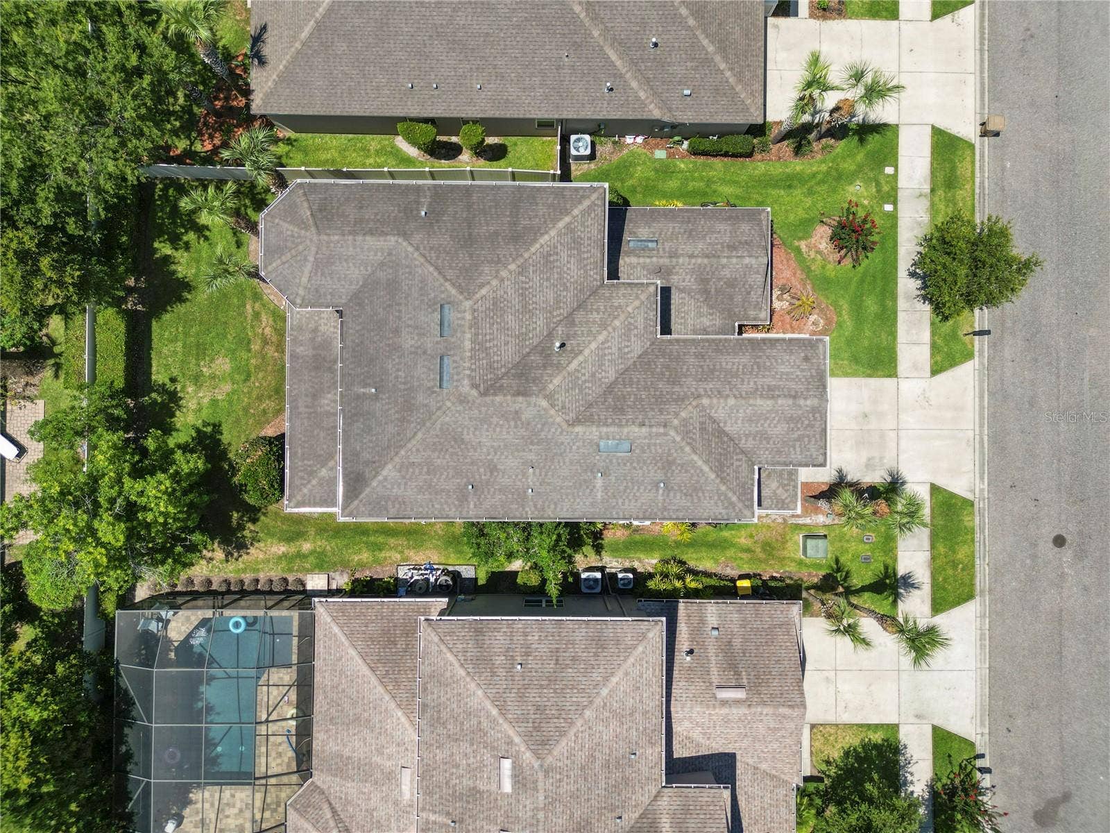 8775 SENTIERO DRIVE, Land O Lakes, FL 34637 8775 SENTIERO DRIVE, Land O Lakes, FL 34637