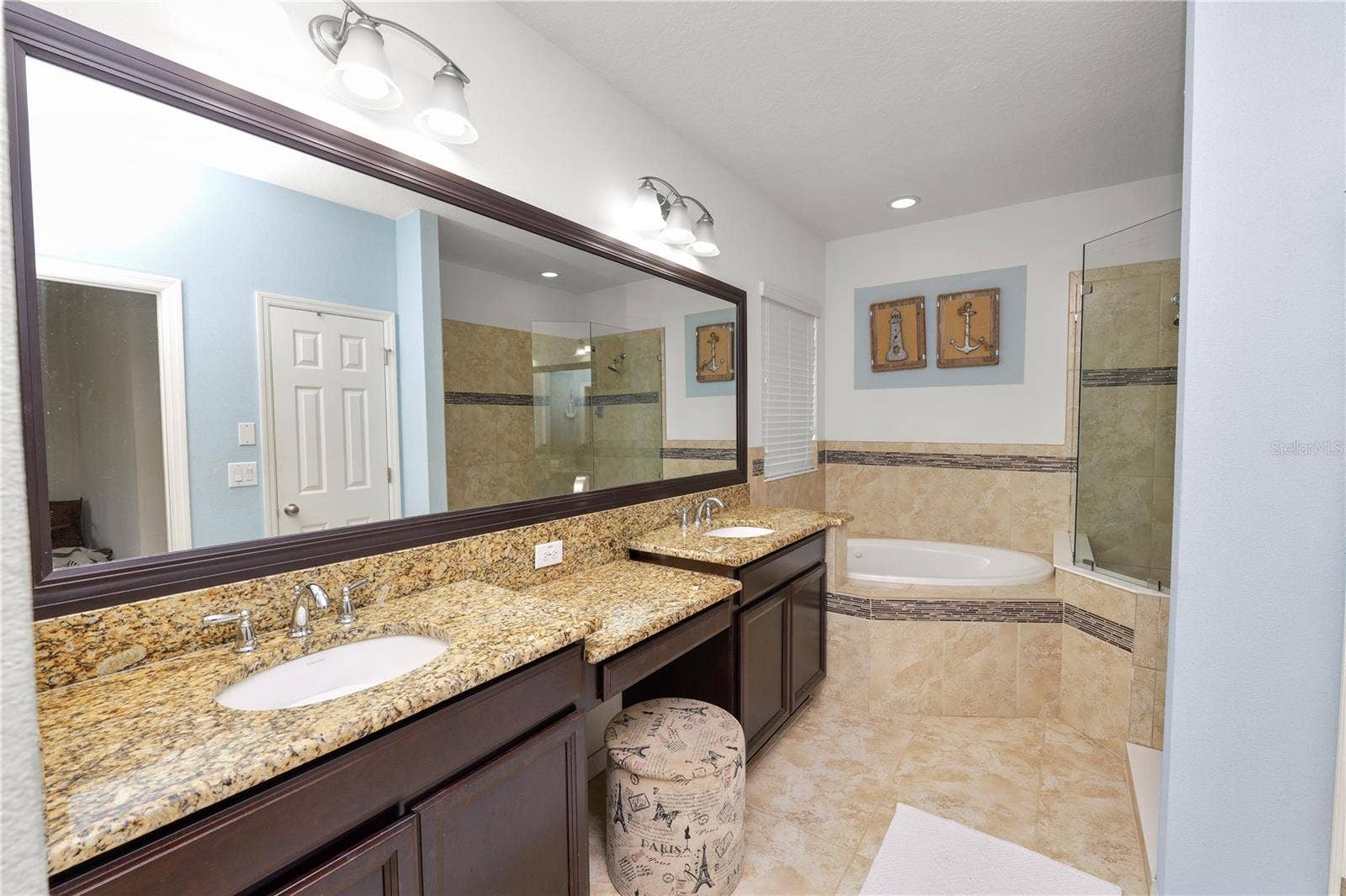 8775 SENTIERO DRIVE, Land O Lakes, FL 34637 8775 SENTIERO DRIVE, Land O Lakes, FL 34637