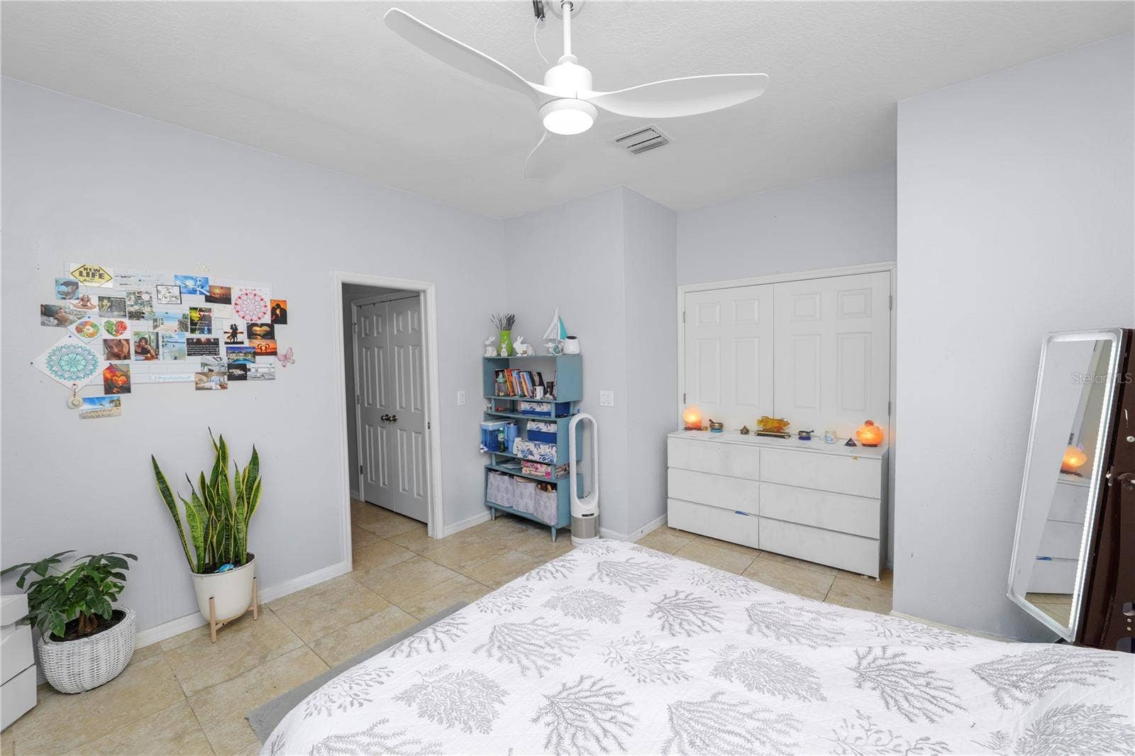 8775 SENTIERO DRIVE, Land O Lakes, FL 34637 8775 SENTIERO DRIVE, Land O Lakes, FL 34637