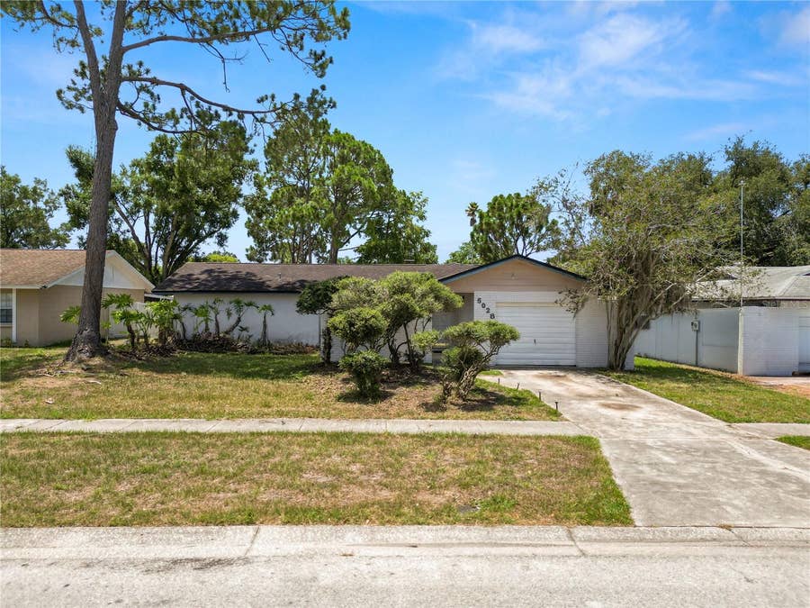 Property photo for 5028 HEADLAND HILLS AVENUE, Tampa, FL