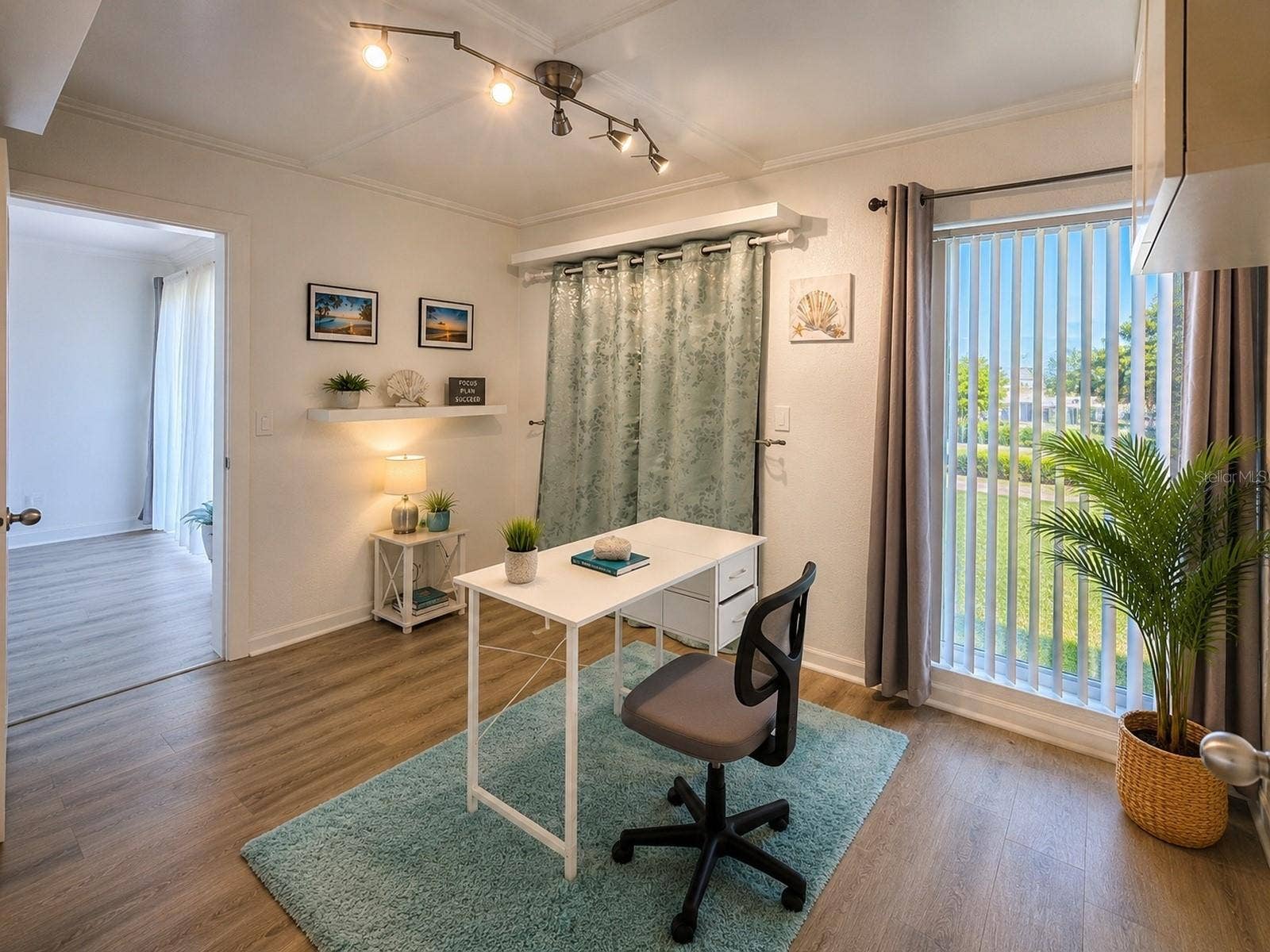 2117 LAKEWOOD CLUB DRIVE S, #7-N, St Petersburg, FL 33712 Office/FLex Room - Guest Room - Nursery - Hobby Room