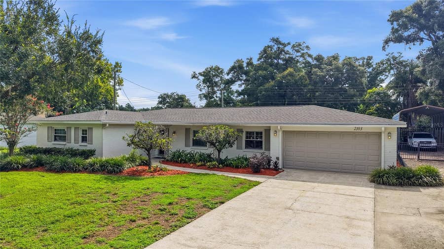Property photo for 2103 RAMBLEWOOD LANE, Brandon, FL