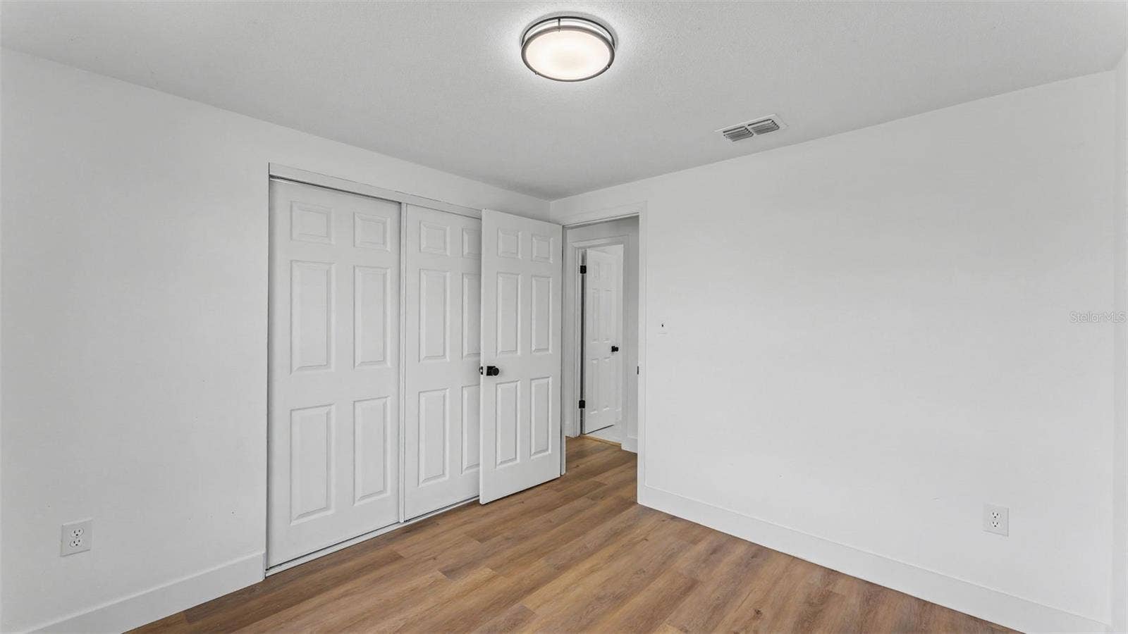 1726 CORDOVA CIRCLE W, Lakeland, FL 33801 1726 CORDOVA CIRCLE W, Lakeland, FL 33801