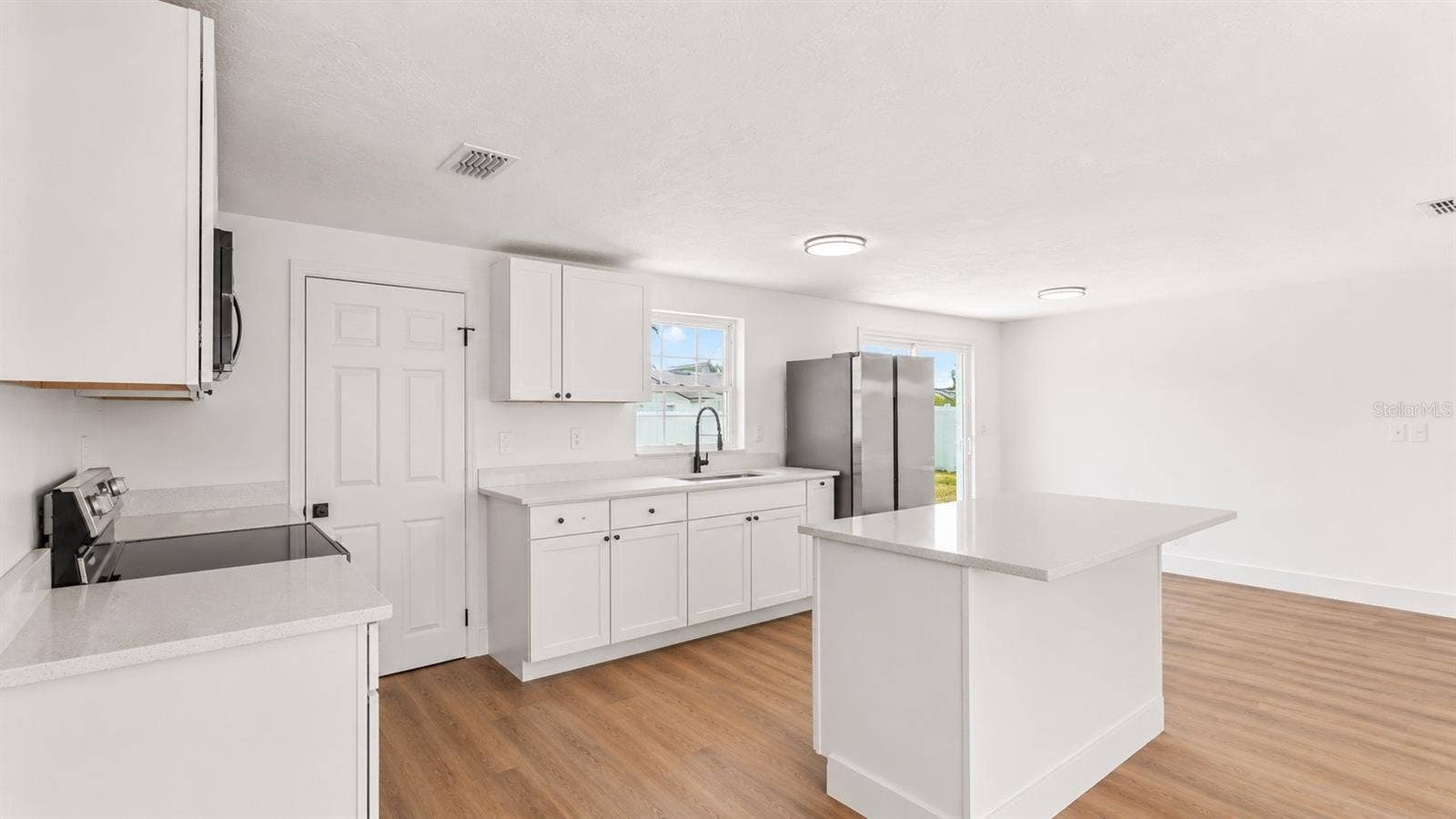 1726 CORDOVA CIRCLE W, Lakeland, FL 33801 1726 CORDOVA CIRCLE W, Lakeland, FL 33801