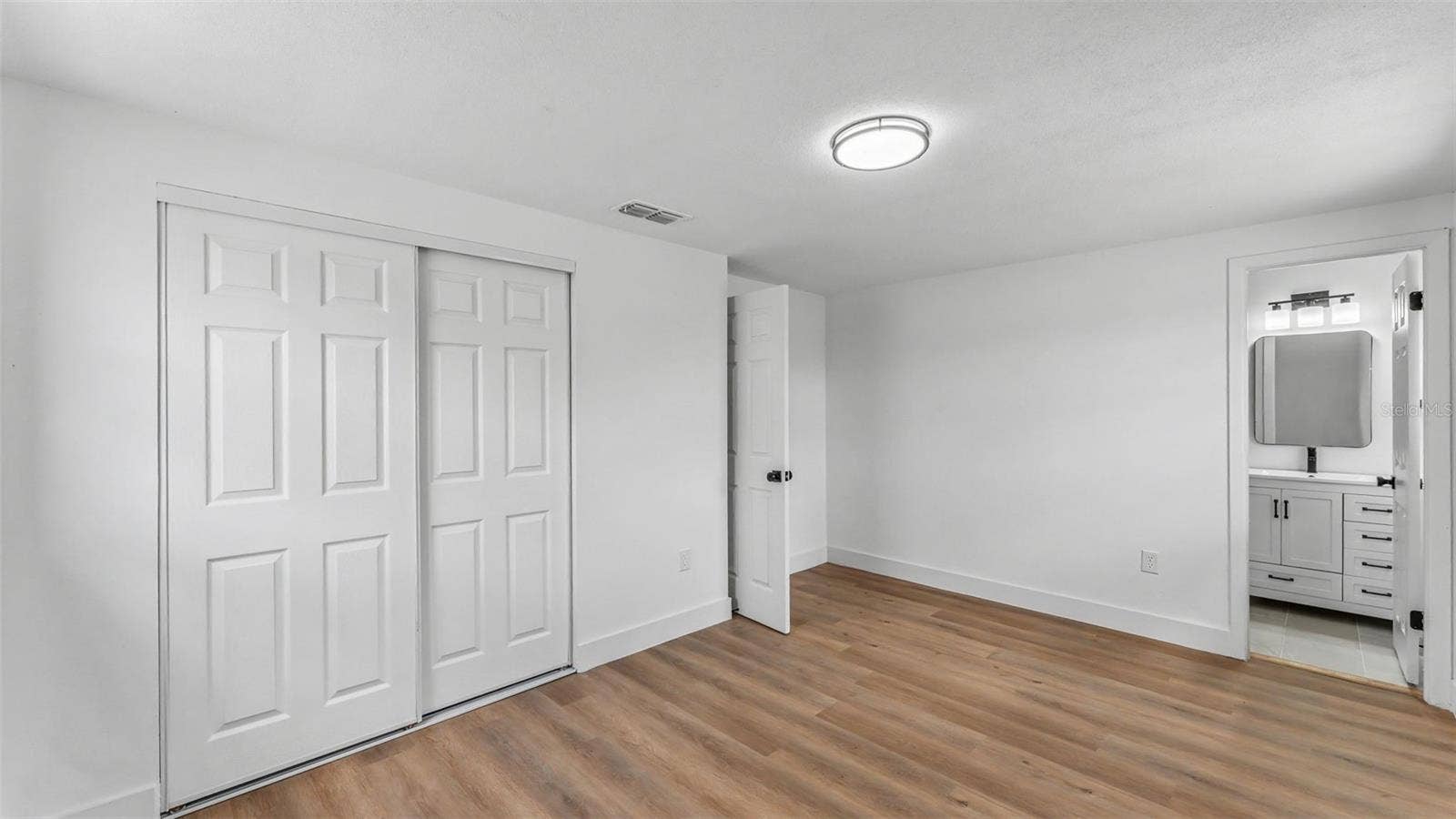 1726 CORDOVA CIRCLE W, Lakeland, FL 33801 1726 CORDOVA CIRCLE W, Lakeland, FL 33801