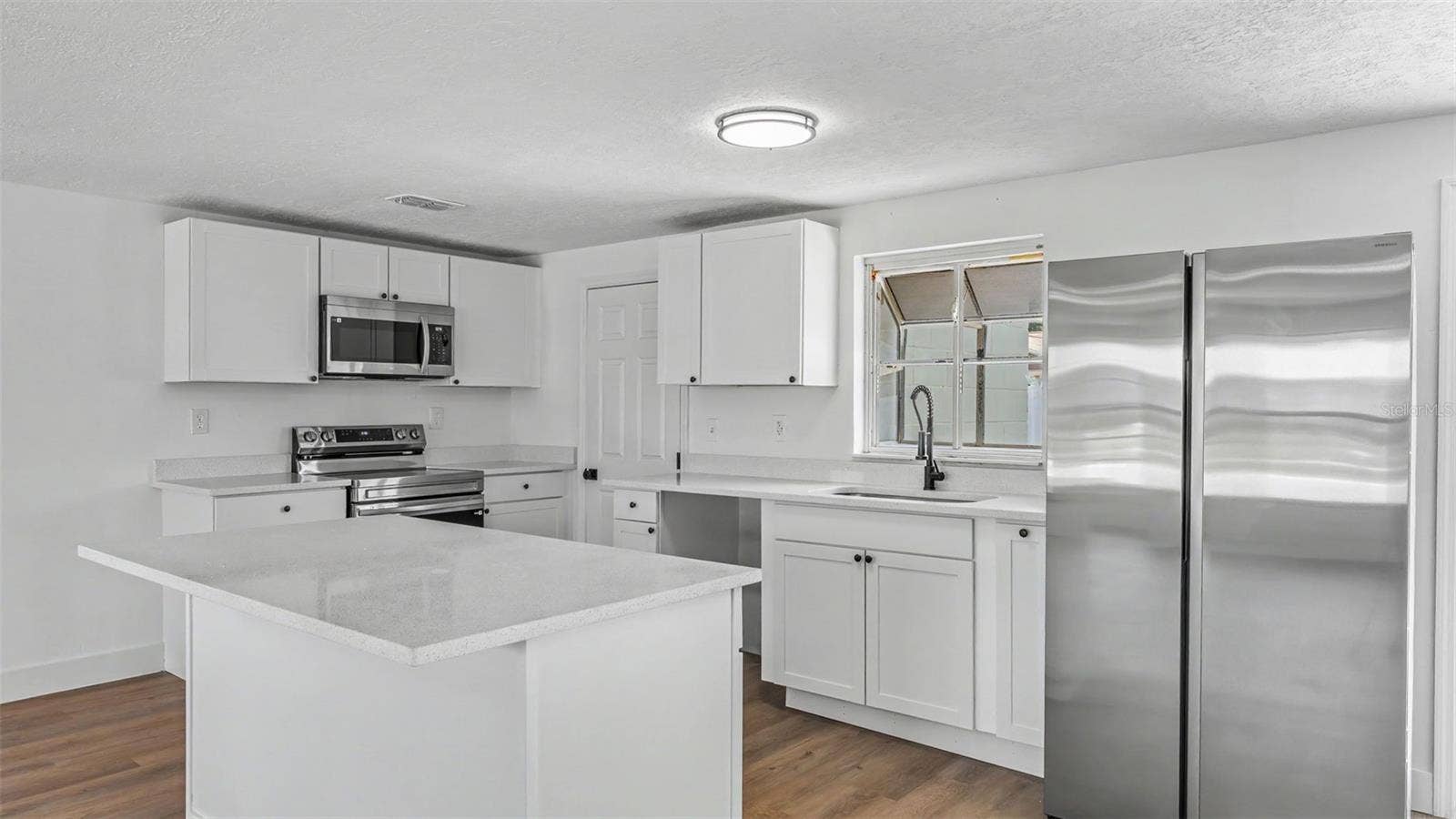 1726 CORDOVA CIRCLE W, Lakeland, FL 33801 1726 CORDOVA CIRCLE W, Lakeland, FL 33801