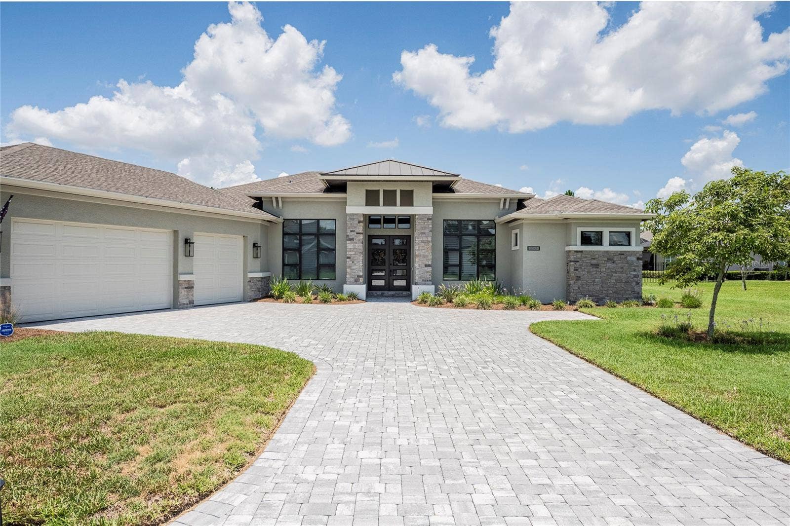 6545 EMERALD WOODS LANE, Lakeland, FL 33813 Entrance