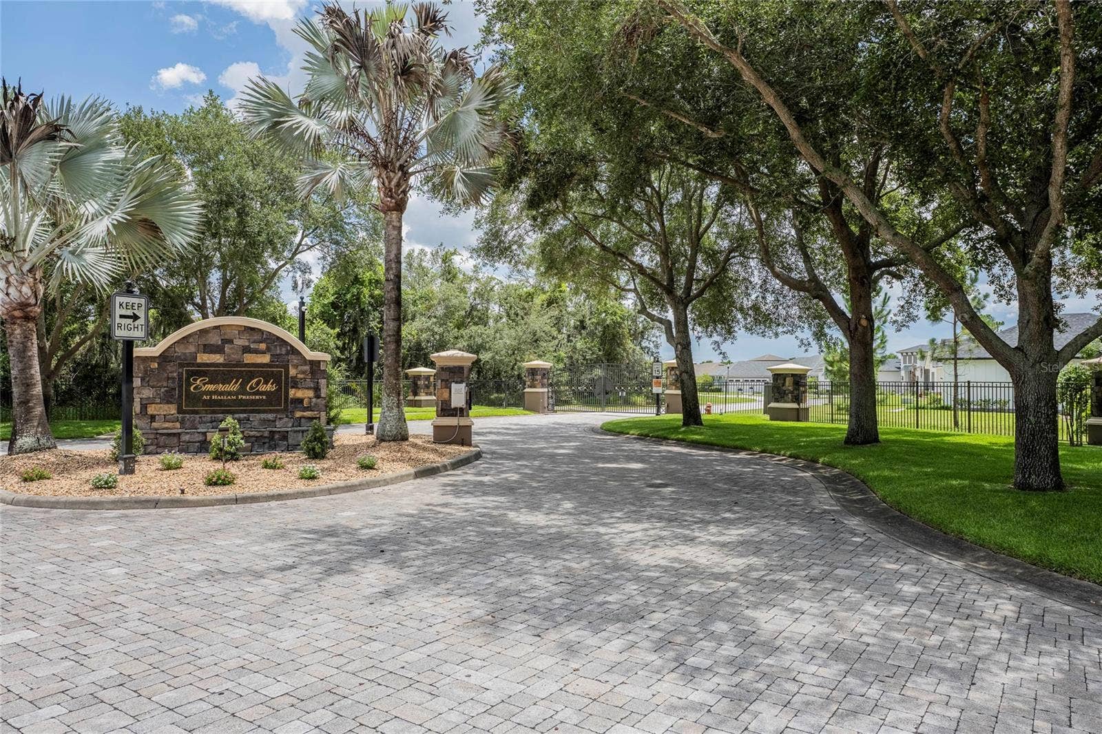6545 EMERALD WOODS LANE, Lakeland, FL 33813 Gated Community