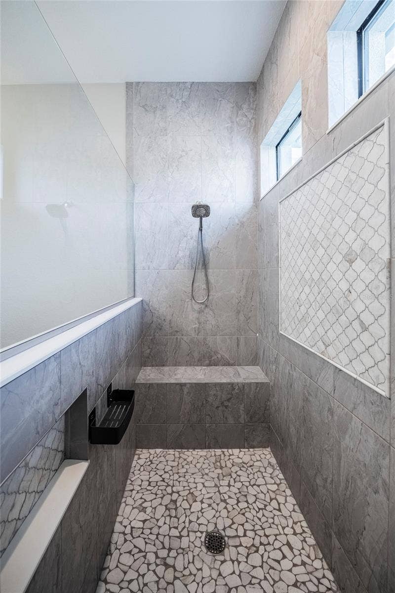 6545 EMERALD WOODS LANE, Lakeland, FL 33813 Primary Bathroom