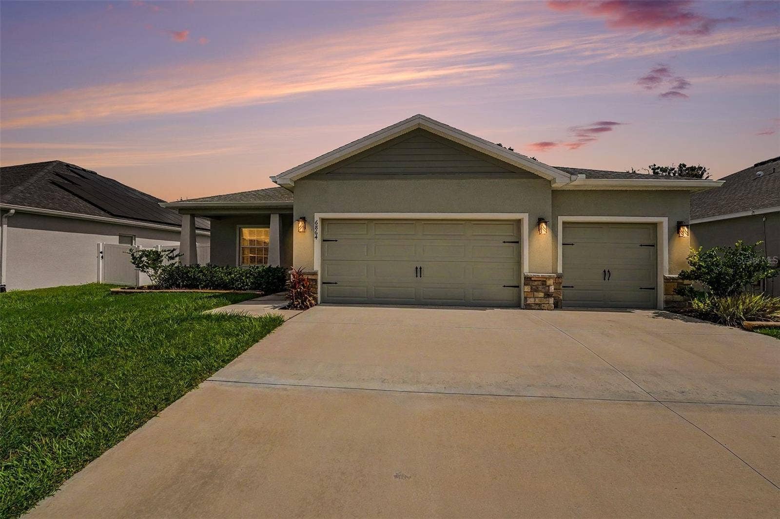 6864 MOSSY OAK LANE, Lakeland, FL 33810 6864 MOSSY OAK LANE, Lakeland, FL 33810